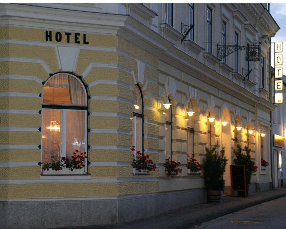 Stadthotel Eggenburg Extérieur photo